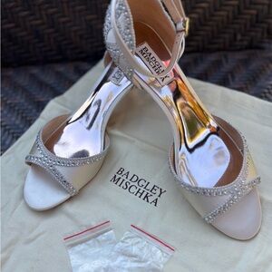 Badgley Mischka Cream and Silver Embellished Heels